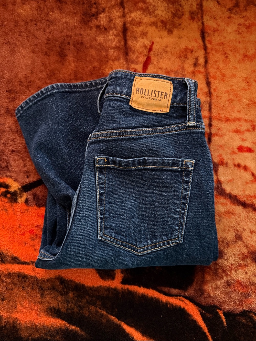 Hollister Ultra High Rise Dad Jeans Size 00L